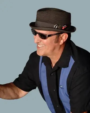 Al Darroch, DJ Alvis